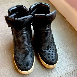 Steve Madden wedge sneaker